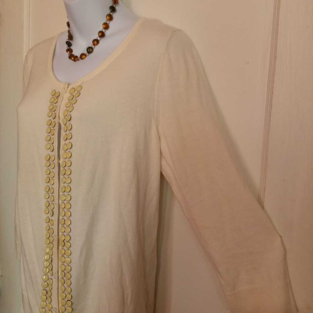 Talbots Ladies Cream Cardigan with Button Accents Sz M - Picture 4 of 8